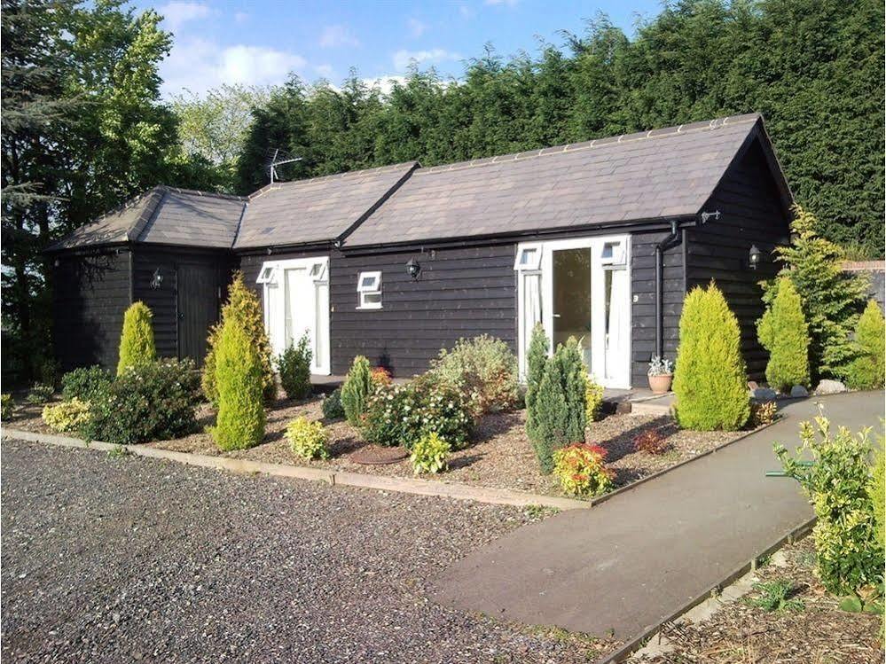 Latchmead Bed & Breakfast Stansted Mountfitchet Buitenkant foto